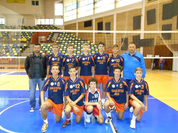 Juniorii și junioarele de la UVVG ProVolei Arad încep campionatul cu adversari de pe Bega