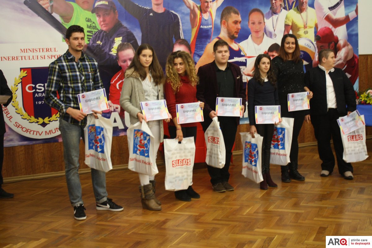 Performerii CSM Arad pe 2016 au fost recompensaţi în cadru festiv (FOTO)