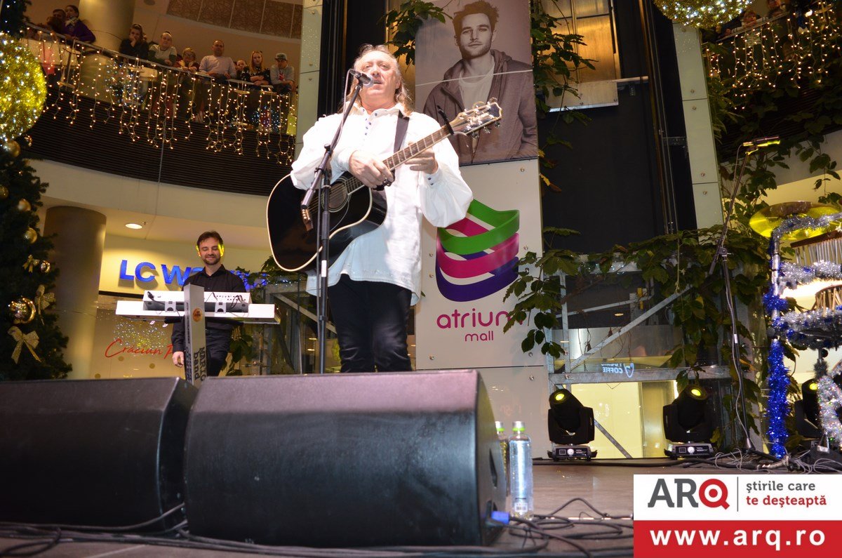 Concert de colinde cu Ștefan Hrușcă la Atrium Mall