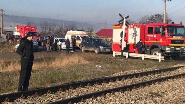 Accident feroviar în Vaslui. Mai multe persoane au fost grav rănite