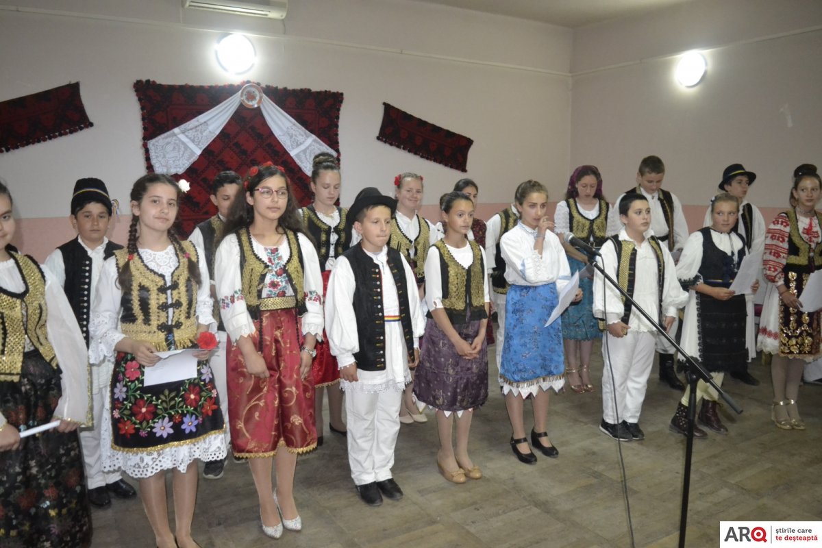 Omagierea satului Românesc - Școala gimnazială Bârzava