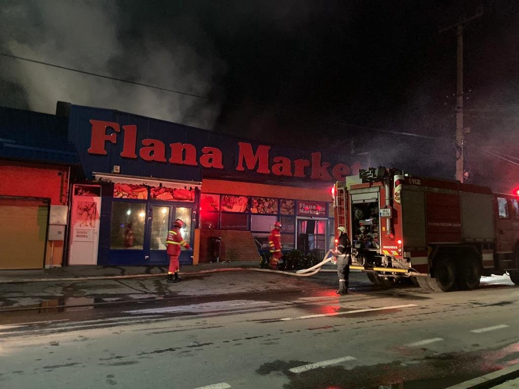 Incendiu mistuitor la Flana Market în Gai (FOTO + Video)