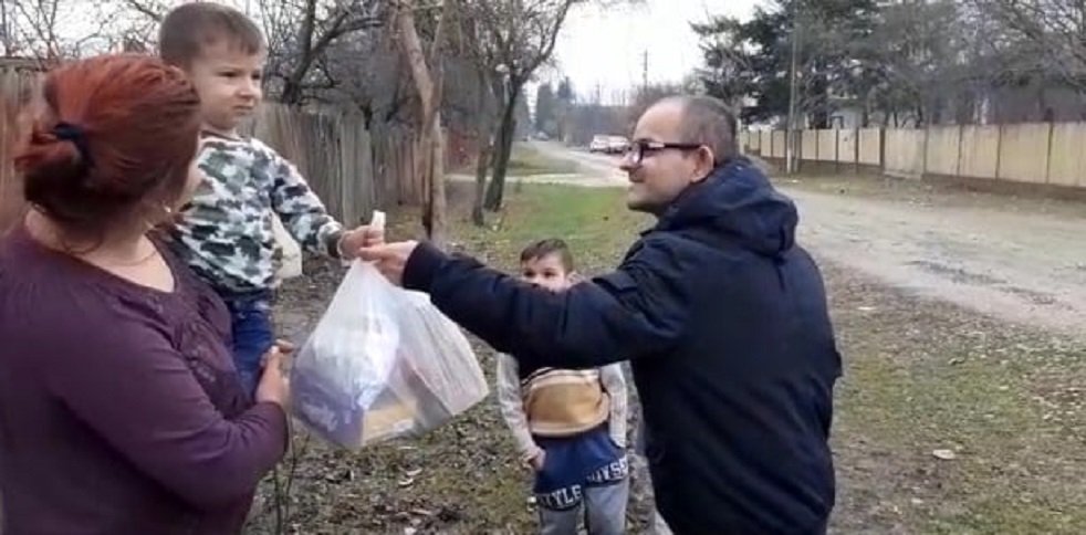 Datorită lui Mihai Căldăraru, copiii defavorizați și vârstnicii nu mănâncă doar de sărbători (VIDEO)
