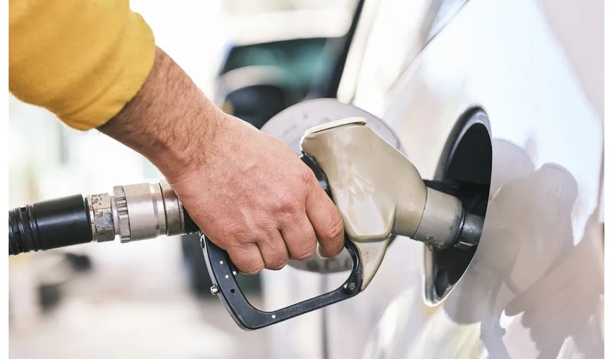 Preţ benzină şi motorină 26 septembrie 2022. Carburanţii continuă să se ieftinească, veşti bune pentru şoferi