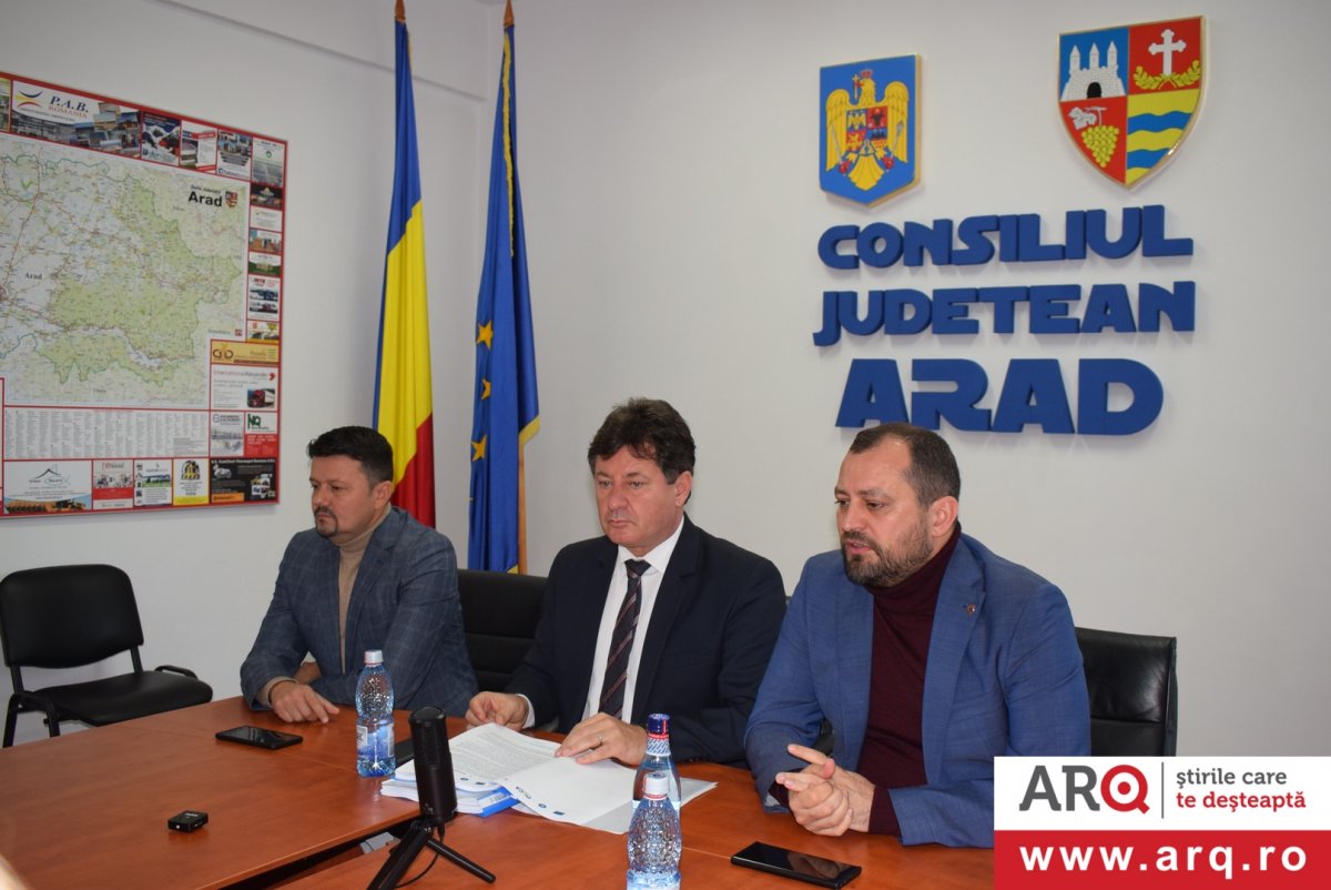Consiliul Județean Arad oferă 344 burse elevilor din învățământul special!