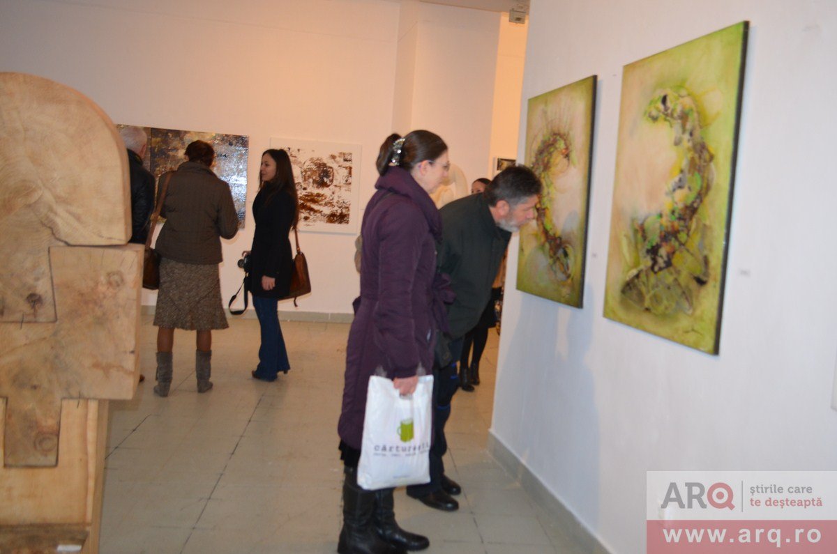 Salonul anual de artă al Aradului