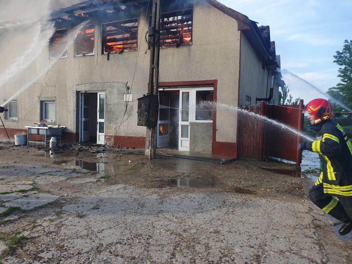 Incendiu la un motel situat în imediata proximitatea sălii de evenimente din Socodor 