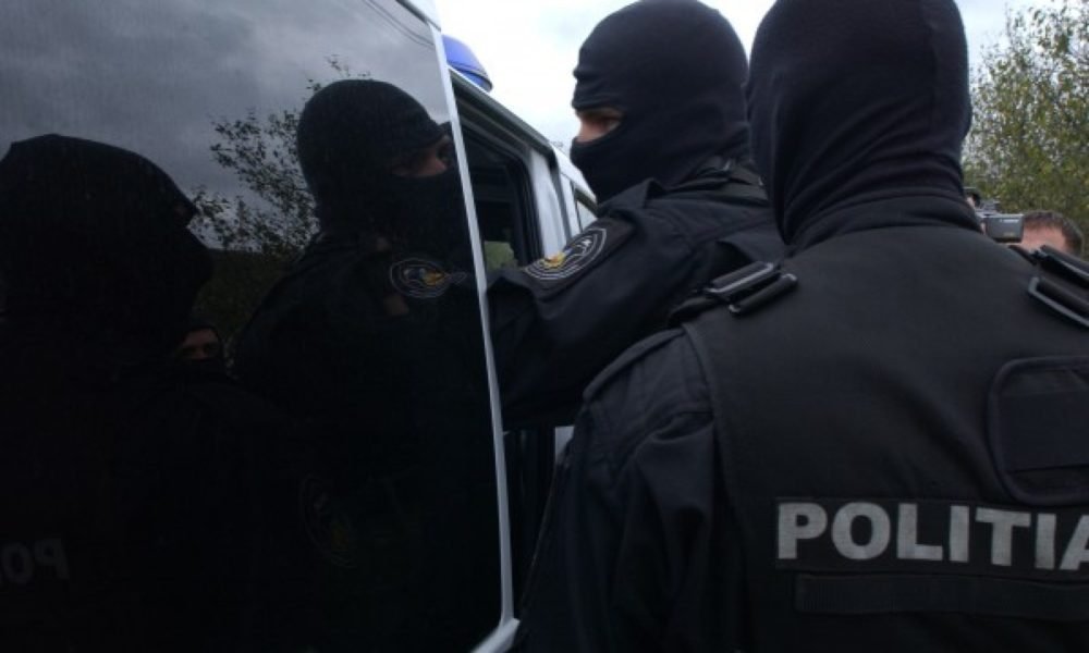 Ofițeri de la „Crimă Organizată”, în razie împreună cu polițiști de frontieră și jandarmi