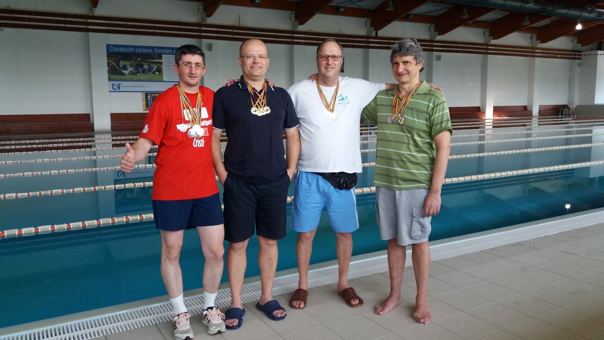 Înotătorii masters arădeni, medaliaţi la Timişoara