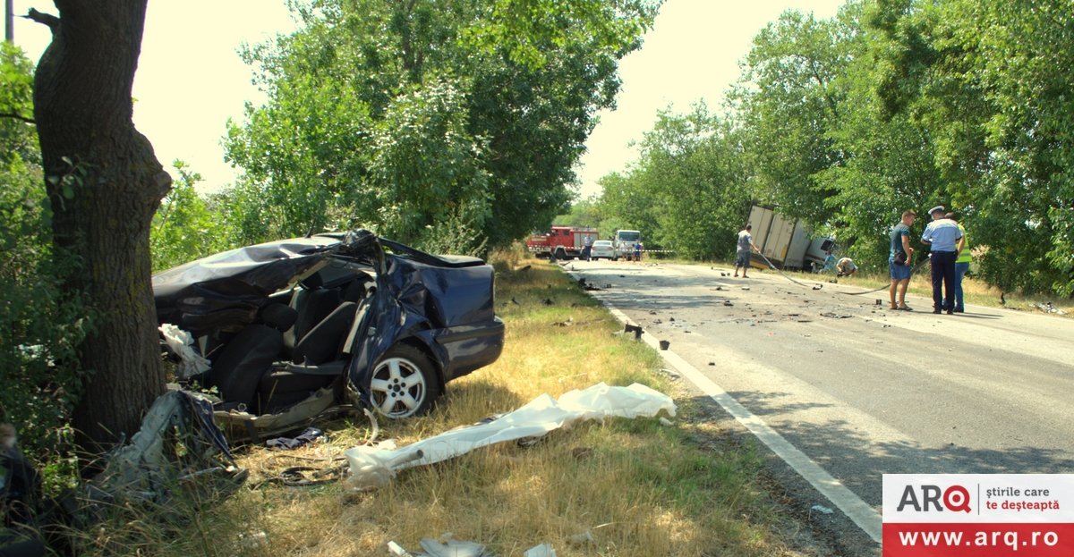 Mort (decapitat) în accident lângă Arad: Foto - Video