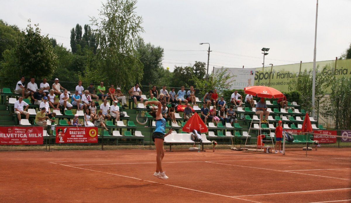 Doar două românce au rămas în cursa pentru Trofeul „Ilie Năstase” de la Arad