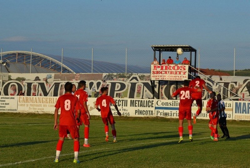 AMICAL: Luceafărul Oradea - UTA 2-0