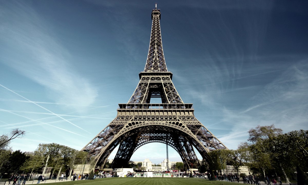Cum arată micul apartament din vârful Turnului Eiffel(foto)