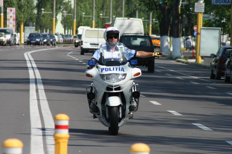 Amenzi de 70.000 de lei, luate de şoferii arădeni în 24 de ore