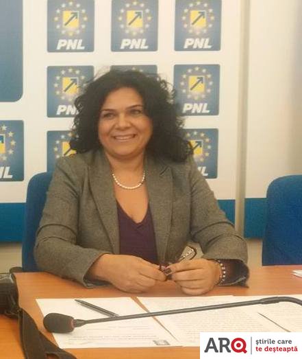 Adriana Chirilov: “Cârdășia dintre prefect și primarul demis blochează dezvoltarea Zărandului”