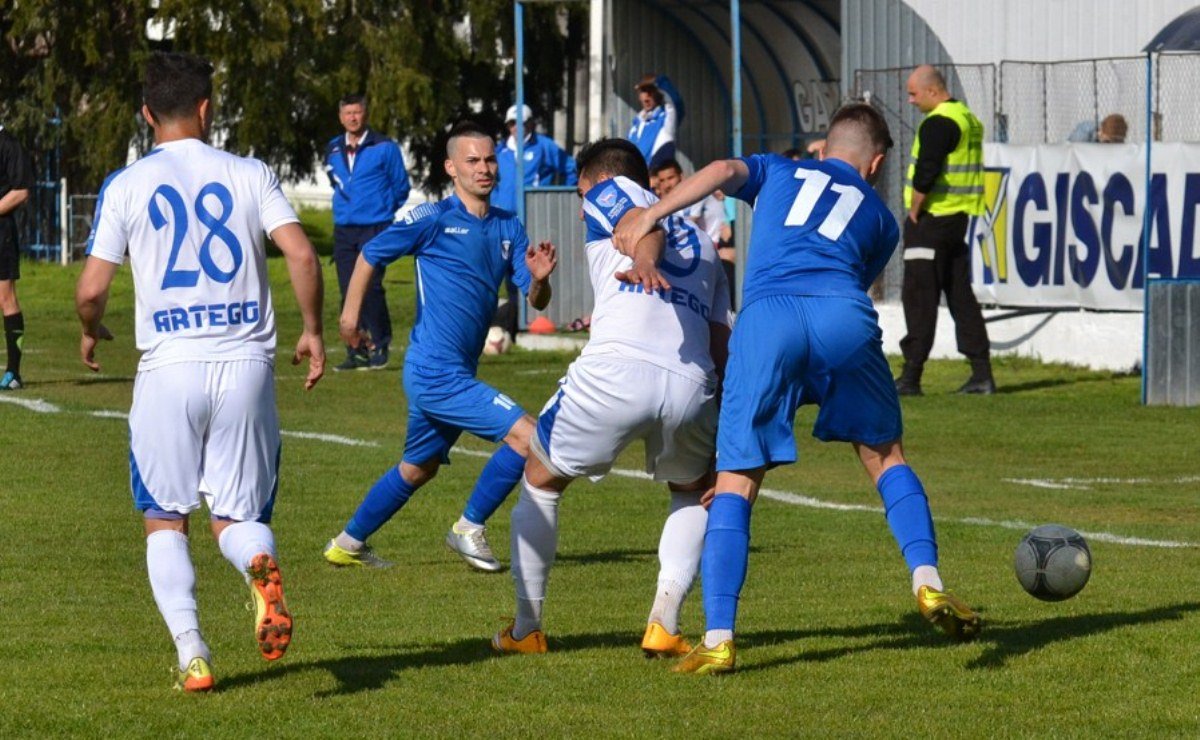 Continuă criza: Minerul Motru - CS Ineu 2-0