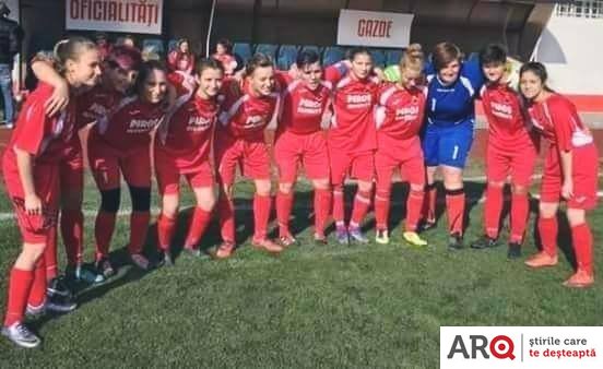 Fotbalistele lui Gigi Cameniță , aproape de o duzină de goluri într-un meci