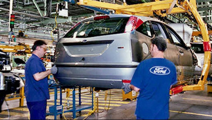 Ford recheamă în service 700.000 de mașini. Care sunt modelele cu probleme