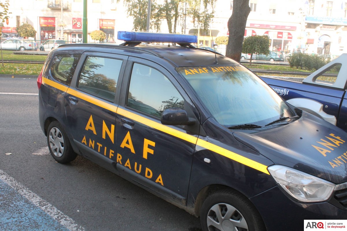 FOTO | Inspectorii ANTIFRAUDĂ iau cu asalt baruri, cafenele, restaurante și magazine din Arad