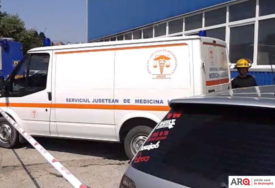 Cadavru descoperit în Micălaca. Polițiștii încearcă să identifice victima