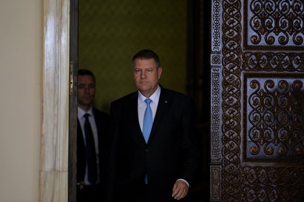 Preşedintele Iohannis: Eu nu exclud graţierea, dar pentru cei din închisori, nu pentru cei care stau în Parlament