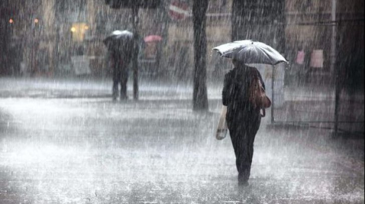 Atenționare meteo: Cod Galben de ploi abundente în șapte județe