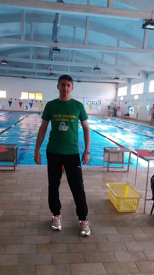 Înotătorii masters arădeni Tomescu şi Mladin – evoluţii excelente la „0,5hAquaChallenge”