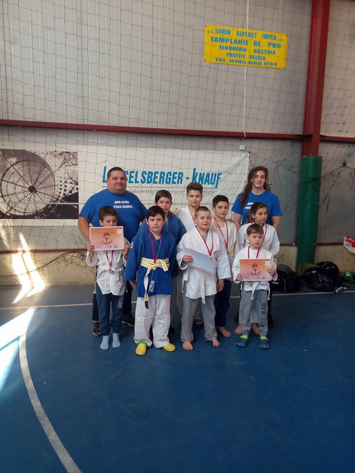 Judoka CSM Arad, pe podium la Sibiu şi Lipova