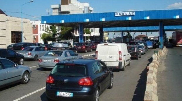 Controale amănunţite la graniţele din România, începând de pe 7 aprilie. Se prefigurează creşterea timpilor de aşteptare