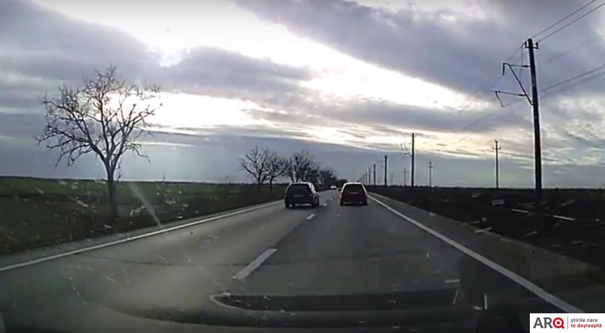 VIDEO | Acest șofer inconștient a fost prins de polițiștii arădeni pe baza imaginilor unui martor
