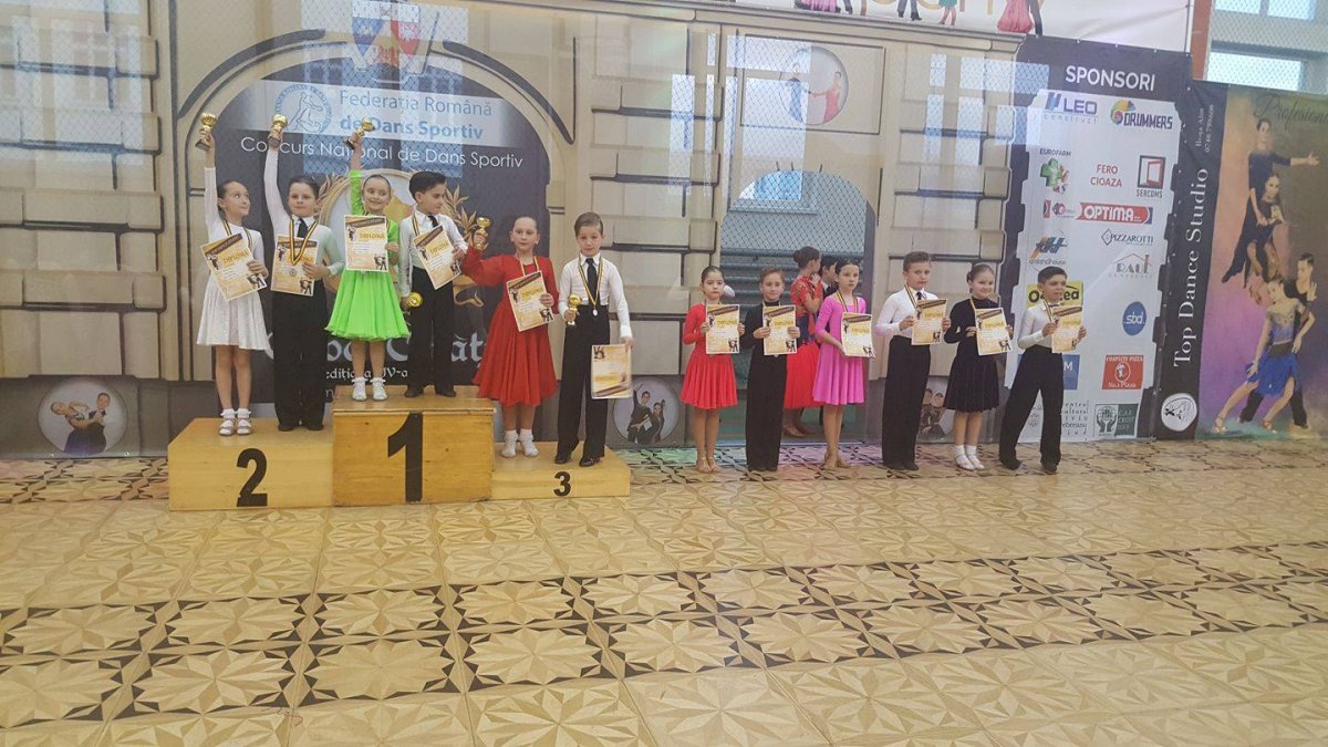 Reprezentanţii Şcolii de Dans Royal Steps Arad s-au făcut remarcaţi şi la Cupa Cetăţii