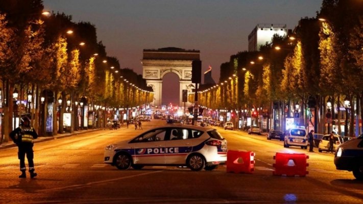 ATENTAT revendicat de ISIS, la Paris. Un poliţist şi autorul atacului au fost ucişi, alţi doi ofiţeri sunt răniţi VIDEO