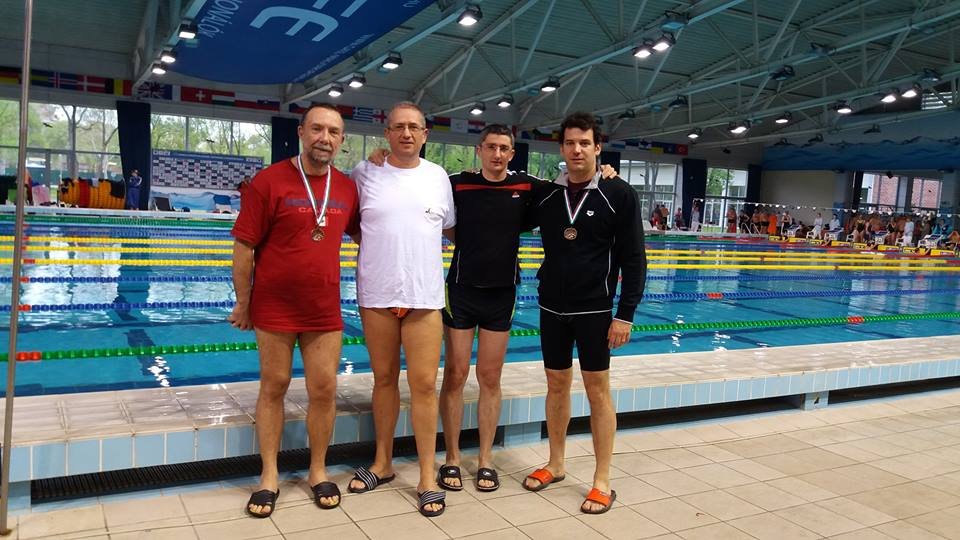 Înotătorii Masters ai CSM Arad, medaliaţi la ,,Cupa Dunării”