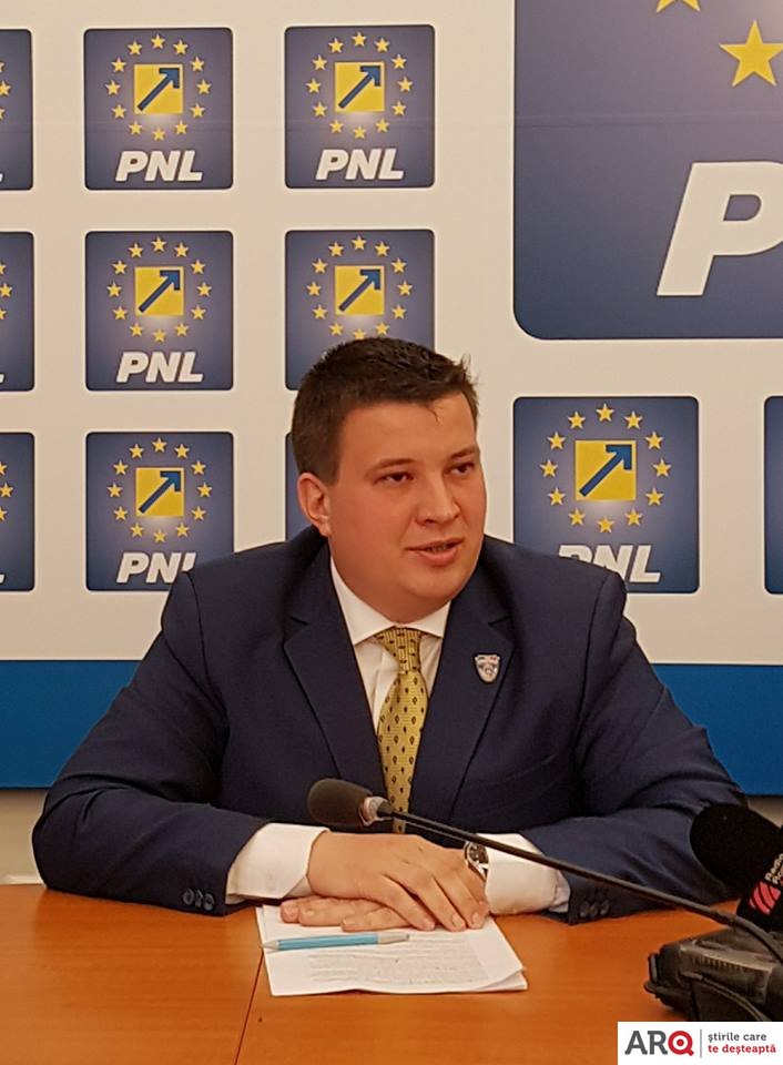 Bogdan Boca (PNL): „Spații de joacă și activități sportive în aer liber pentru elevi și tineri. Acces liber în curțile școlilor din Arad!”