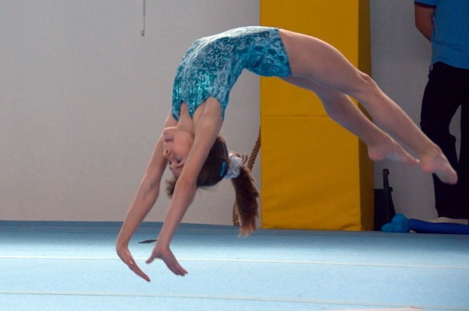 Gimnastica artistică a CSM Arad a reintrat în febra competiţiilor