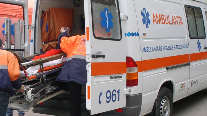 Tragedie: un medic român a murit după ce a muncit până la epuizare