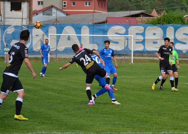 C4: Puncte pentru fotoliul de lider: Național Sebiș – ACS Poli II 1-0