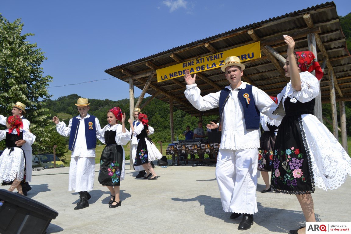 Nedeia de la Zimbru, comuna Gurahonț