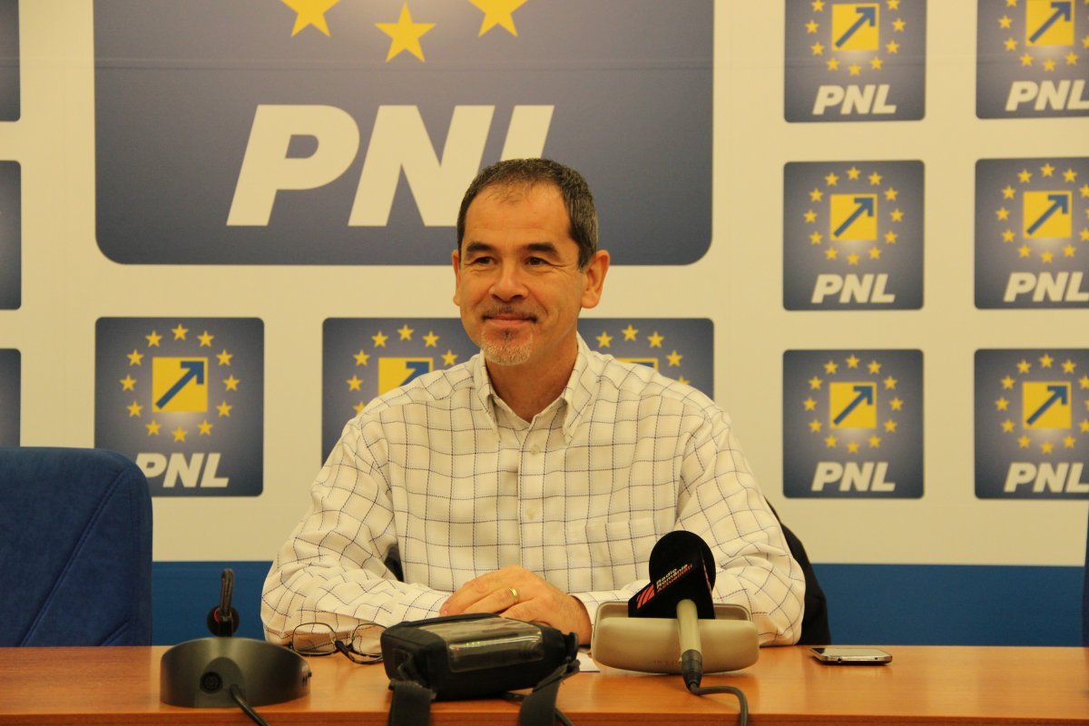 Ovidiu Moșneag (PNL): “PSD blochează angajările!”