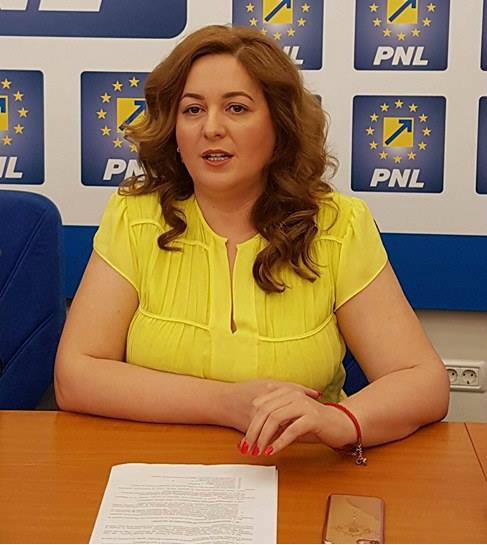 Geanina Pistru (PNL): “Așa cum am promis, arădenii au la dispoziție un mijloc de transport până la Pădurea Ceala!”