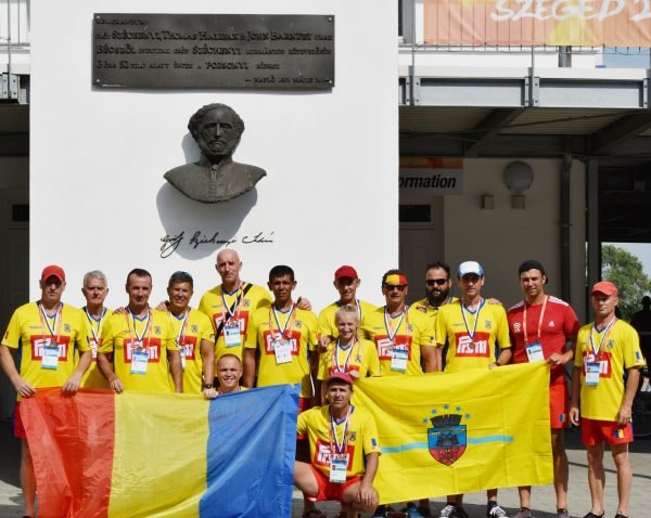 Echipajele CSM-ului şi ale Voinţei, medaliate la CE de dragon boat