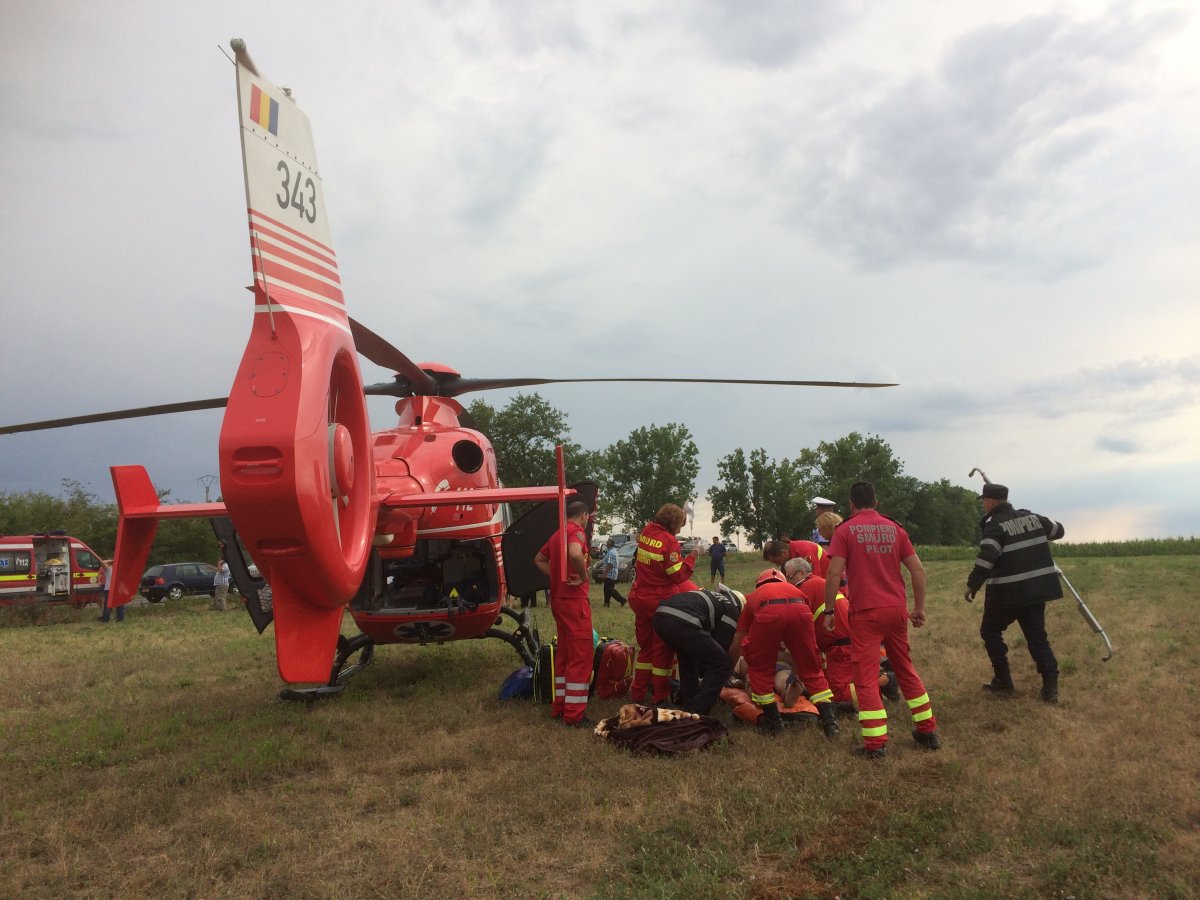 Accident cu MERȚAN între Pecica și Nădlac, cu doi răniți și un jurnalist arădean agresat de romi !