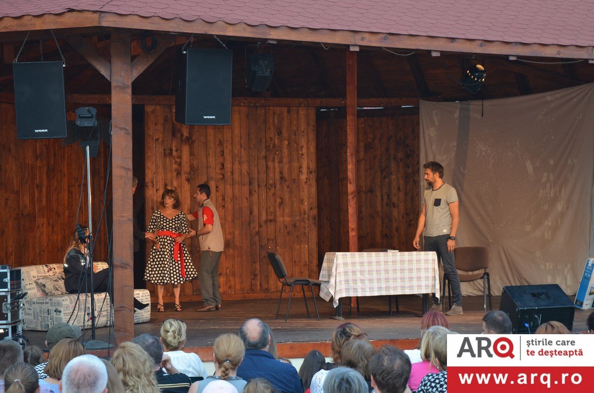 Actori de excepţie pe scena Teatrului de Vară