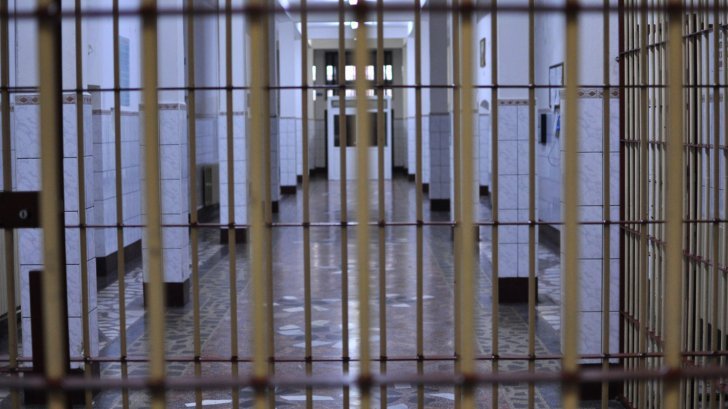 Angajații din penitenciare au declanșat proteste pe perioadă nedeterminată