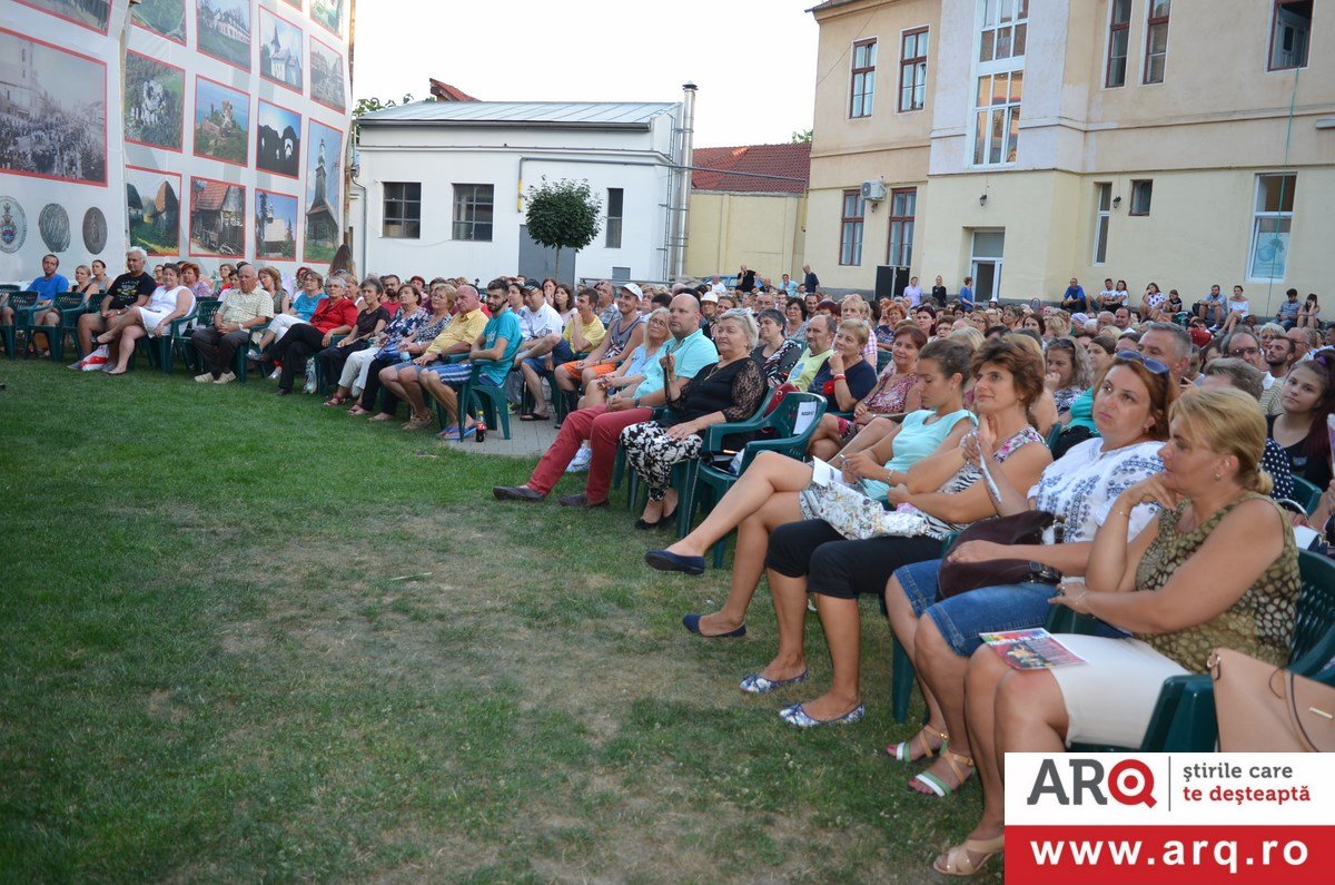 Comedia „Băiatul din Brooklyn” la Teatrul de Vară