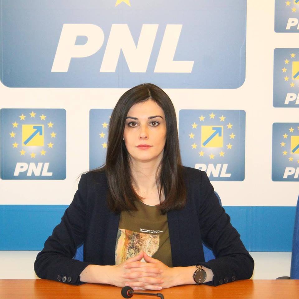 Isabela Rabotka (PNL): “Vărcuș minte! PSD taie banii Aradului și aruncă vina pe cei care nu sunt la guvernare!”