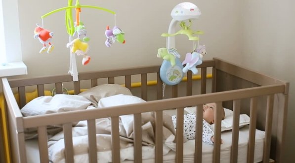 Pătuţul pentru copii, un strict necesar pentru confortul şi siguranţa bebeluşului tău