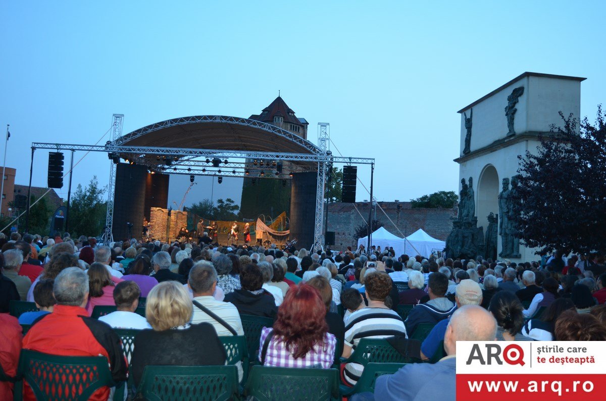 Dacă a fost marți, a fost operetă în Parcul Reconcilierii