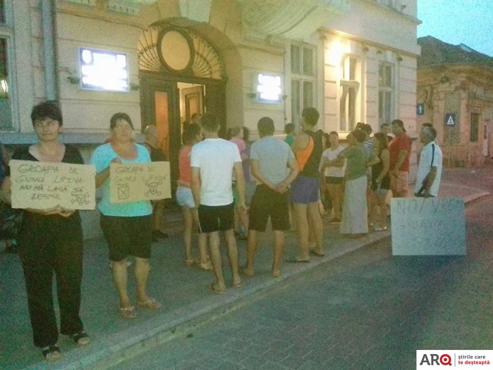 Protest la Lipova împotriva incompetenței administrației PSD!