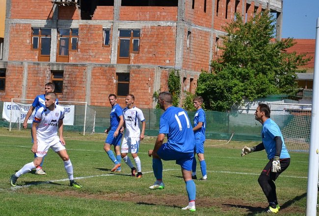 Se conturează jocul: Naţional Sebiş - Victoria Zăbrani 2-1